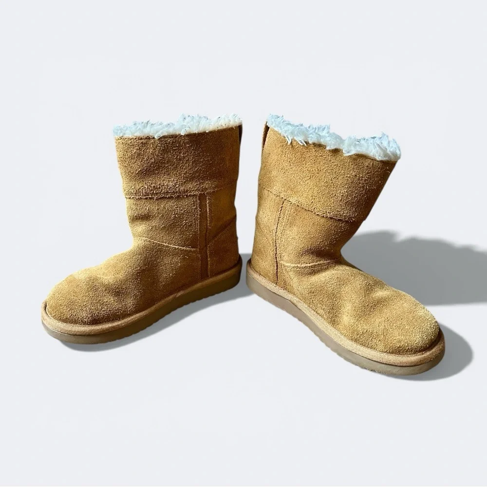 Koolaburra by UGG Kids Tan Suede Boots Size 12 Cozy Winter Style